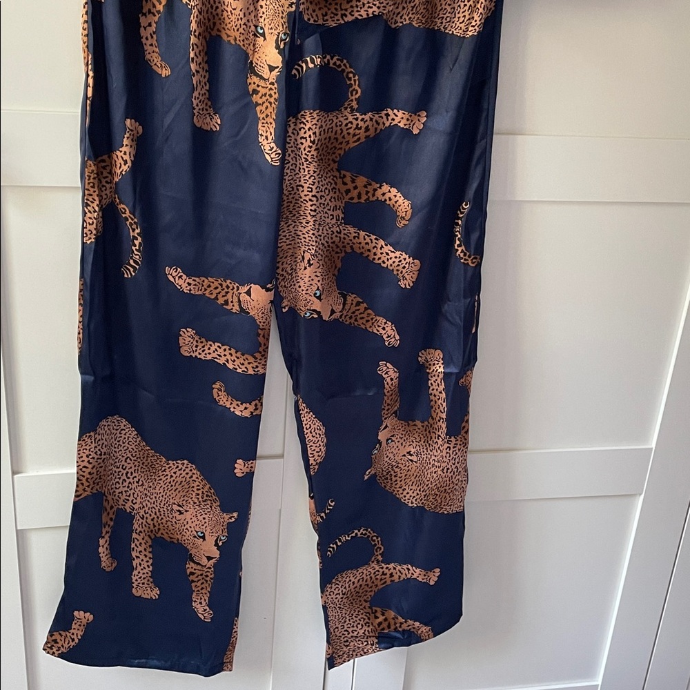 New! Linea Donatella Luxe Satin Pajama Set 🐆 - Picture 11 of 12